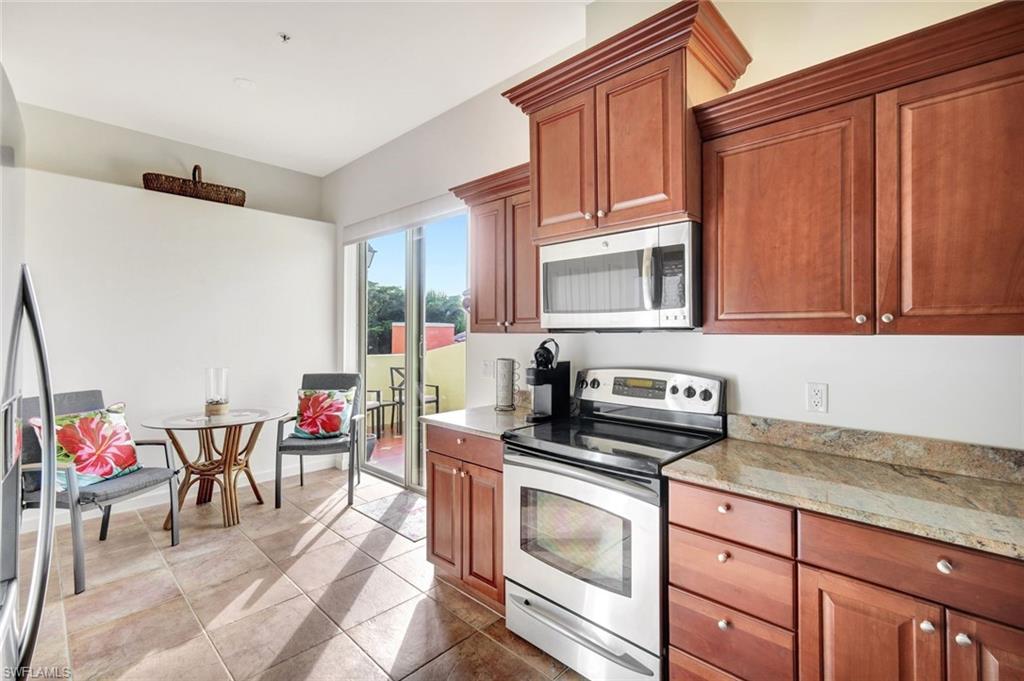 22300 Piazza Doria LN # 301