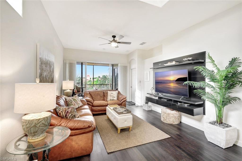 22300 Piazza Doria LN # 301