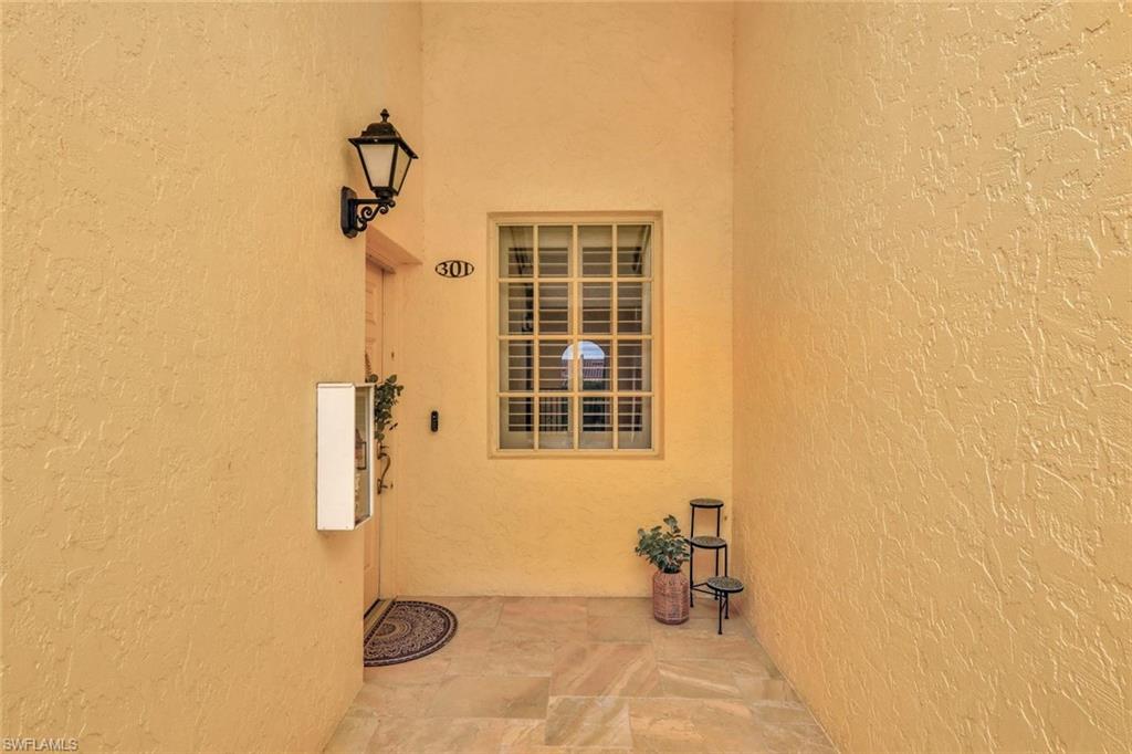 22300 Piazza Doria LN # 301