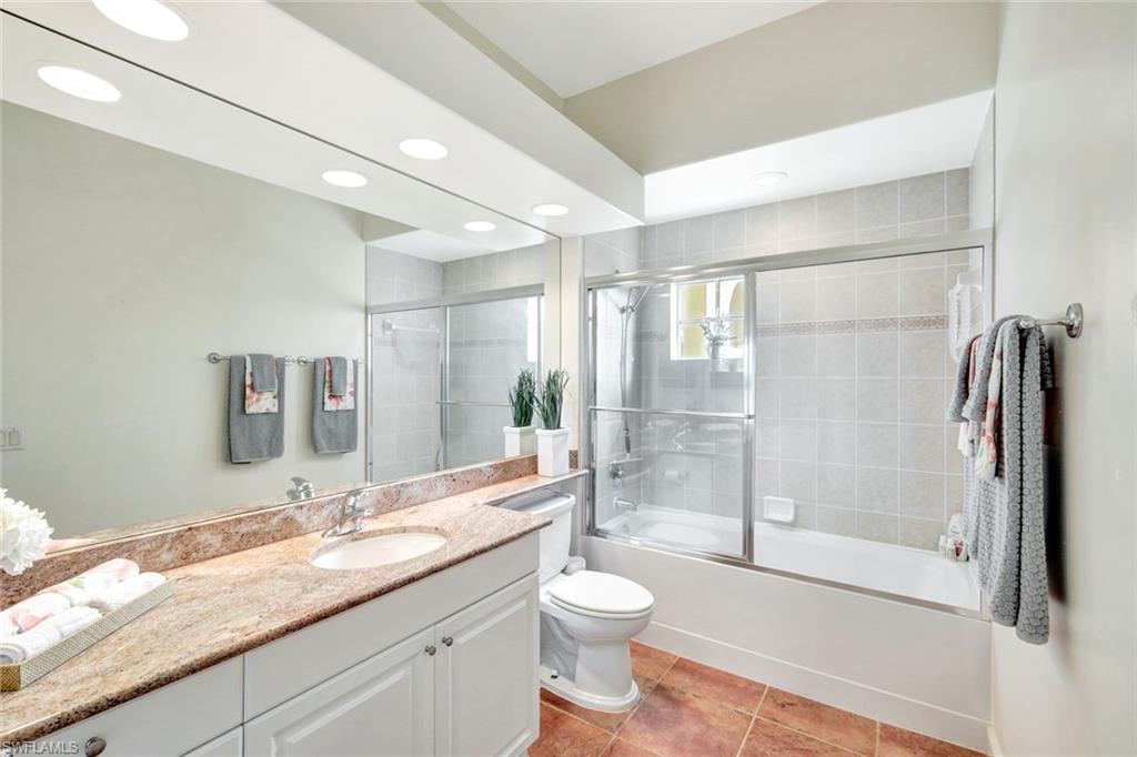 22300 Piazza Doria LN # 301