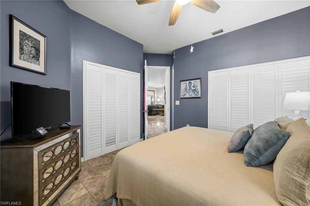 11962 Seabreeze Cove LN