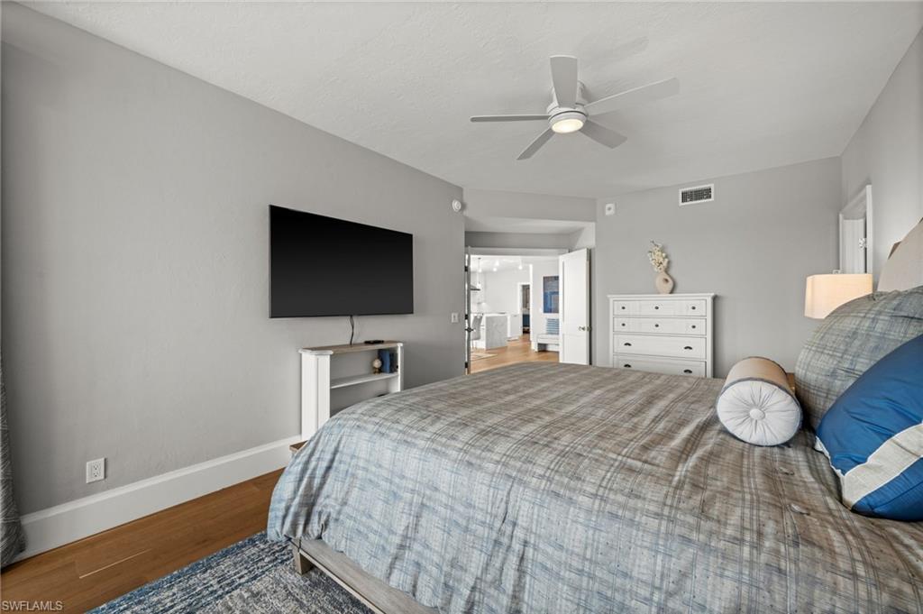 4400 Gulf Shore BLVD N # 504 Unit: 5-504