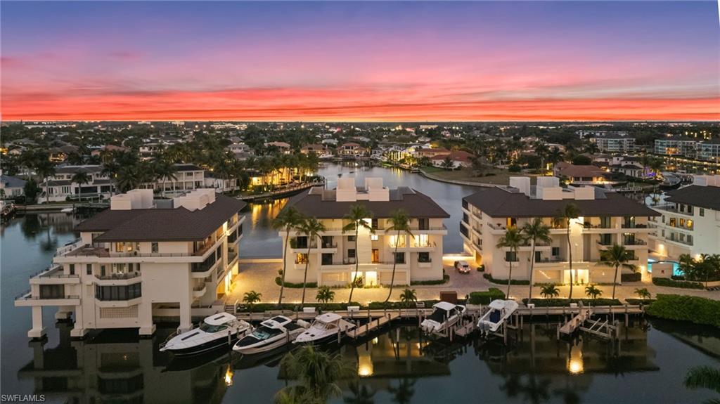4400 Gulf Shore BLVD N # 504 Unit: 5-504