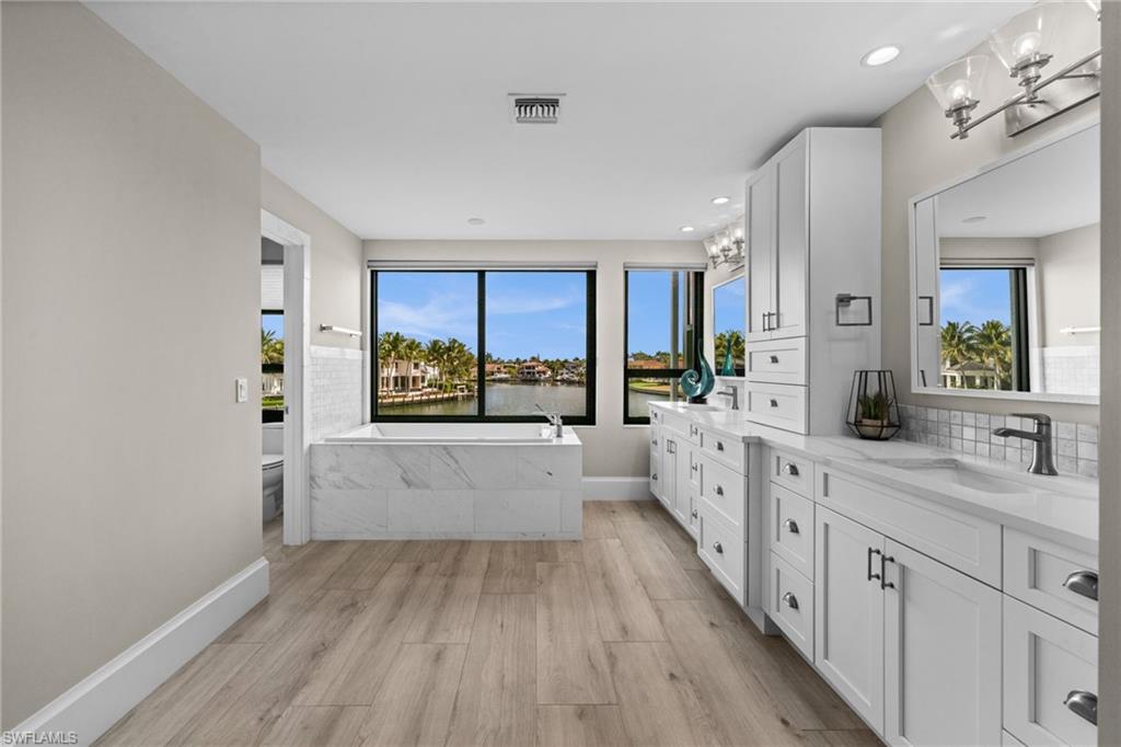 4400 Gulf Shore BLVD N # 504 Unit: 5-504