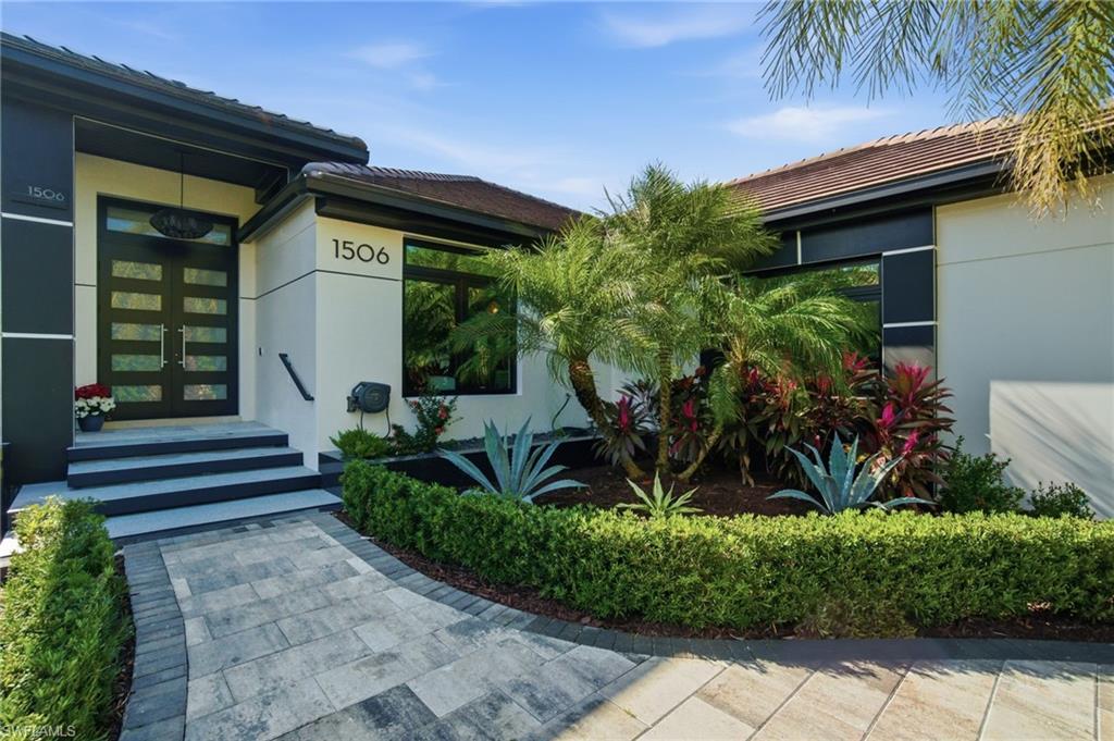 1506 Jewel Box AVE