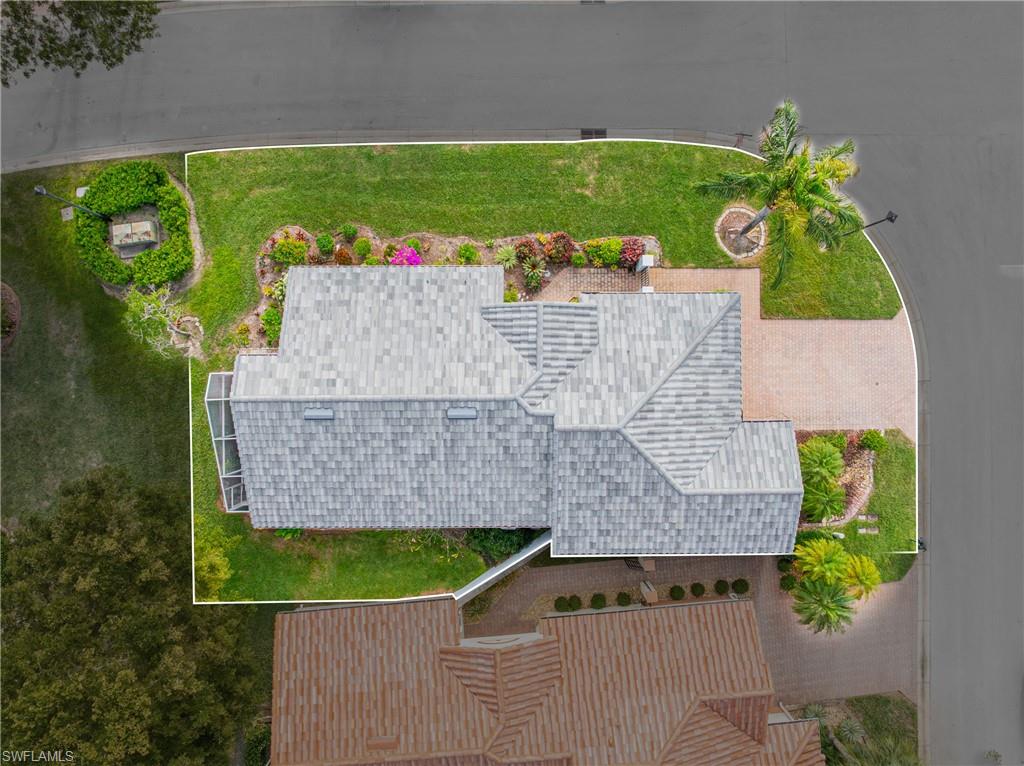 8949 Cascades Isle BLVD