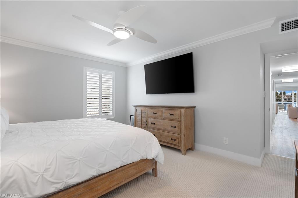 322 Harbour DR 103A