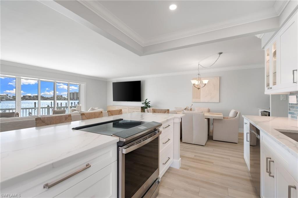 322 Harbour DR 103A