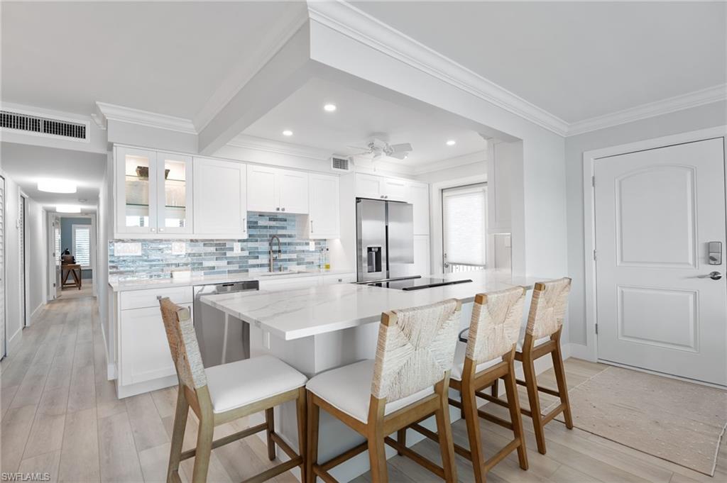 322 Harbour DR 103A