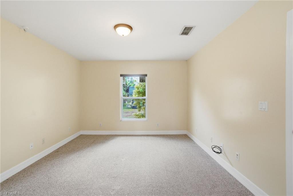 4720 12th AVE SE