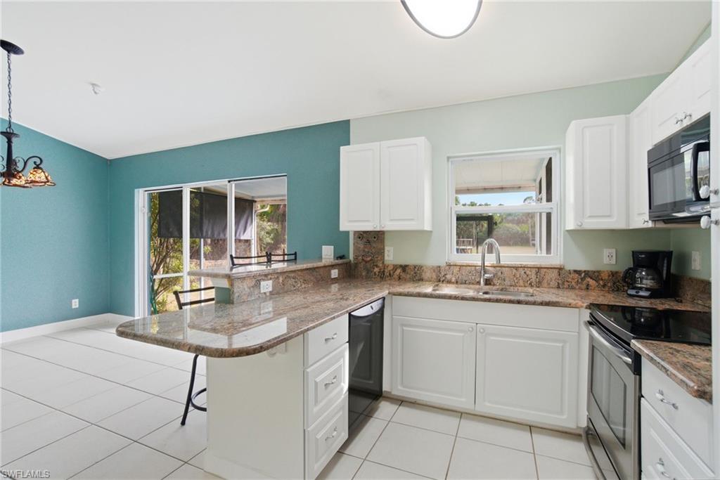 4720 12th AVE SE