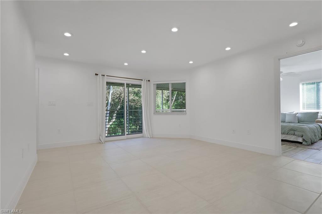 3110 Seasons WAY # 215