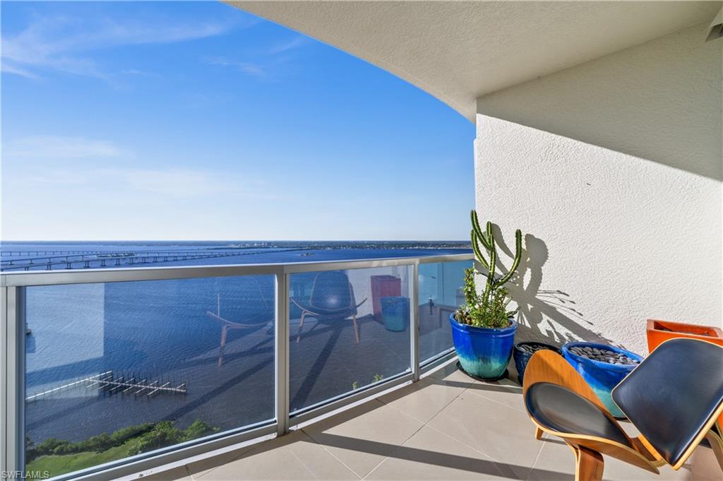 3000 Oasis Grand BLVD # 2903