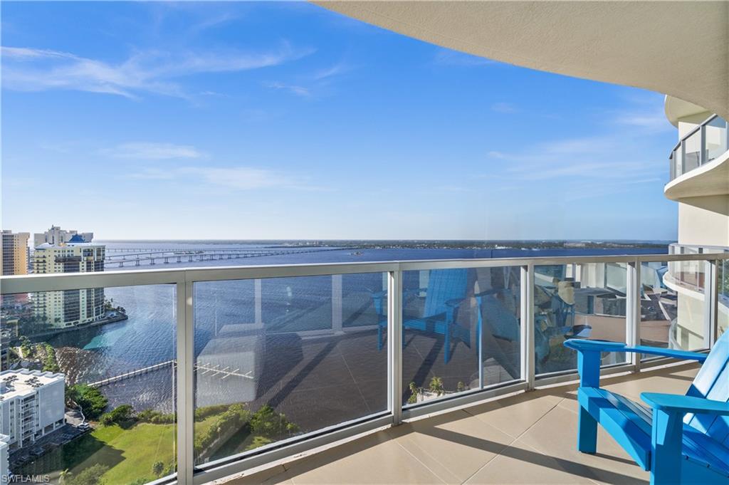 3000 Oasis Grand BLVD # 2903