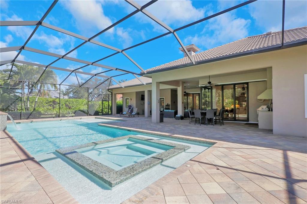 5865 Hammock Isles CIR