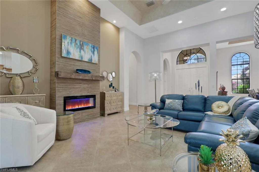 5865 Hammock Isles CIR
