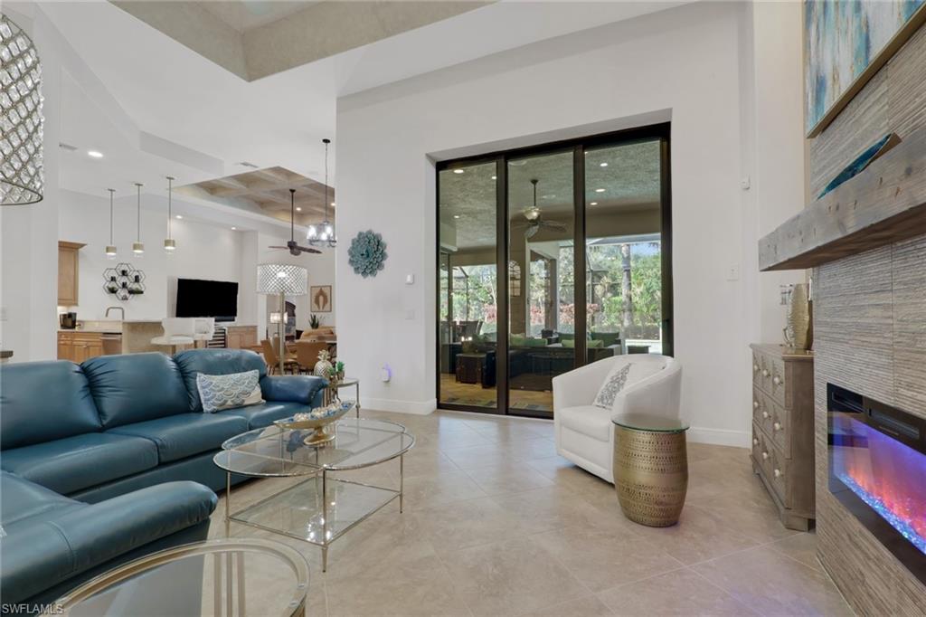 5865 Hammock Isles CIR