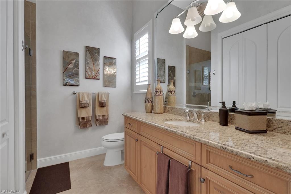 5865 Hammock Isles CIR