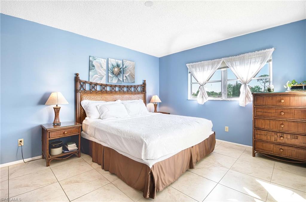 5483 Rattlesnake Hammock RD # 207