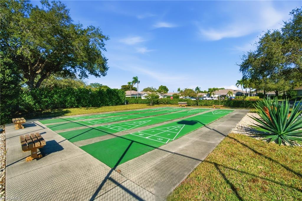 9312 Lake Abby LN
