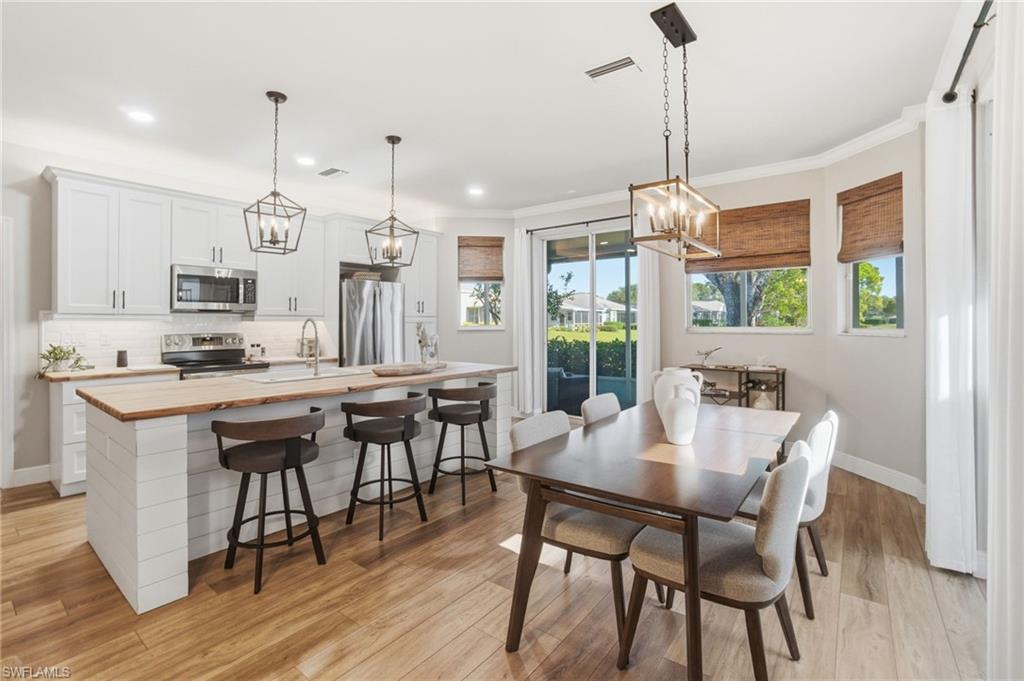 9312 Lake Abby LN