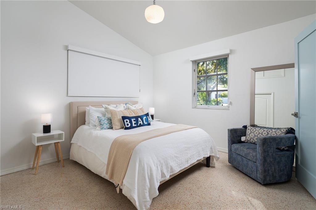 339 4th AVE N