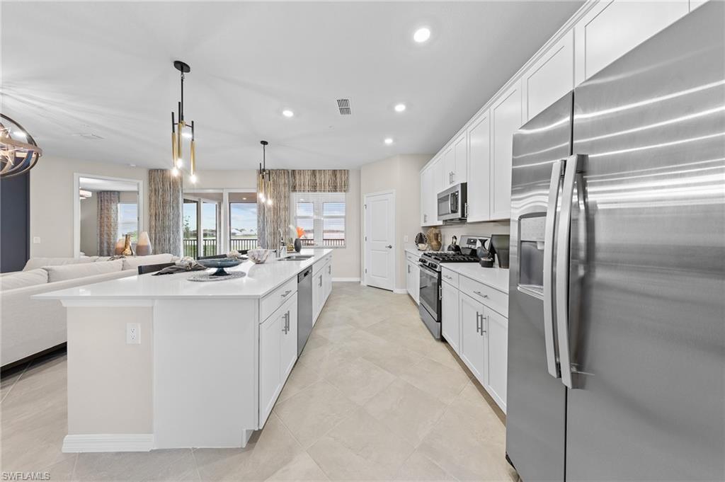 16556 Kingwood Lane # 202 Unit: 34-202