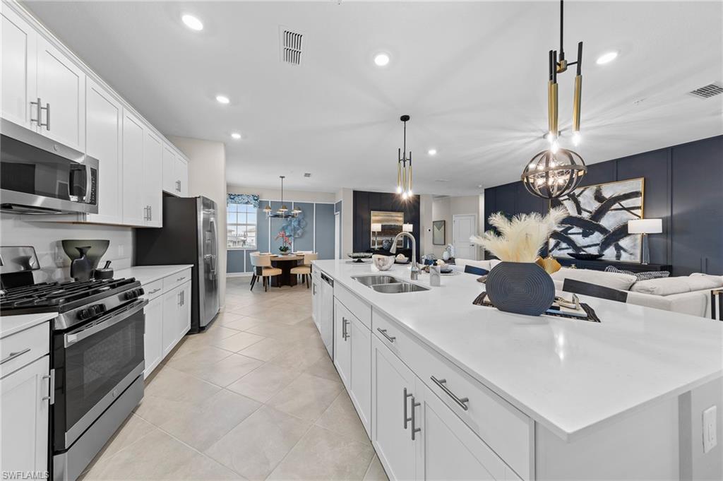 16556 Kingwood Lane # 202 Unit: 34-202