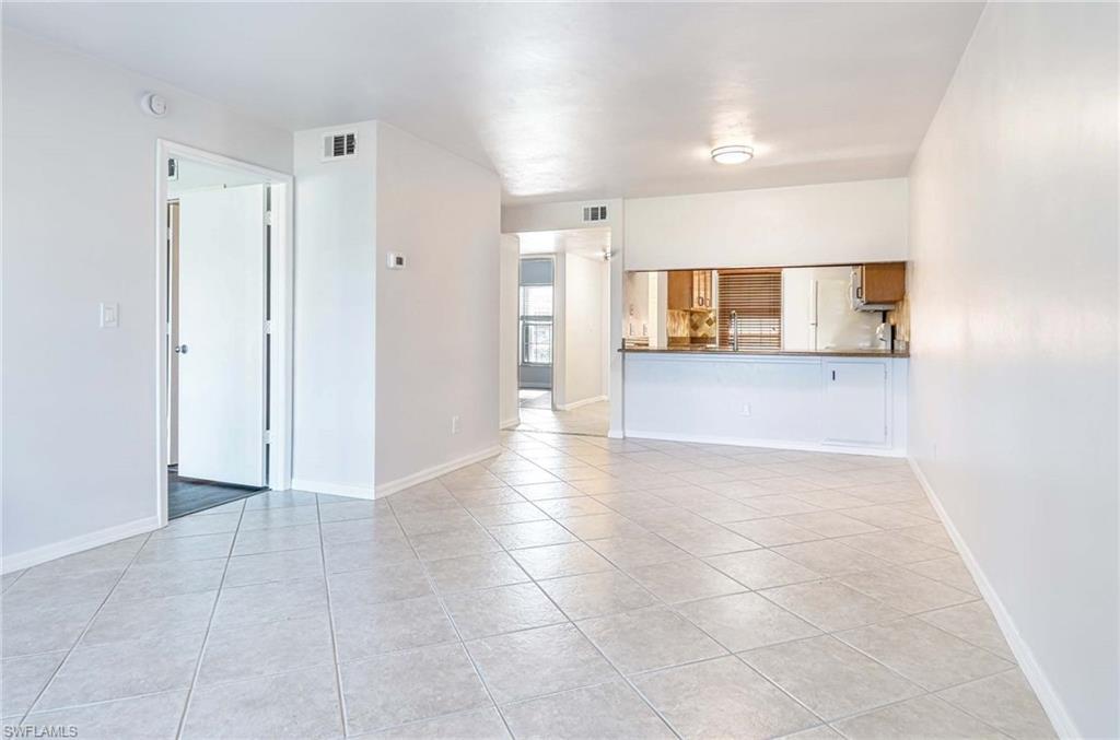 2642 Kings Lake BLVD # 102