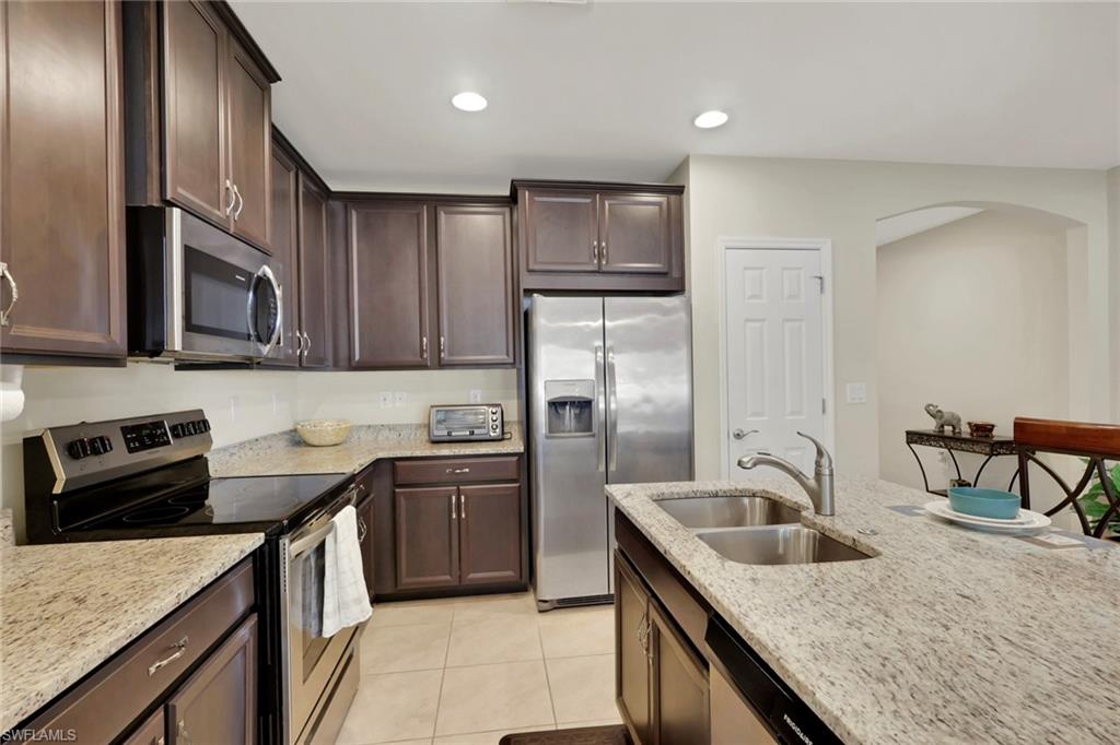 3763 Crofton CT