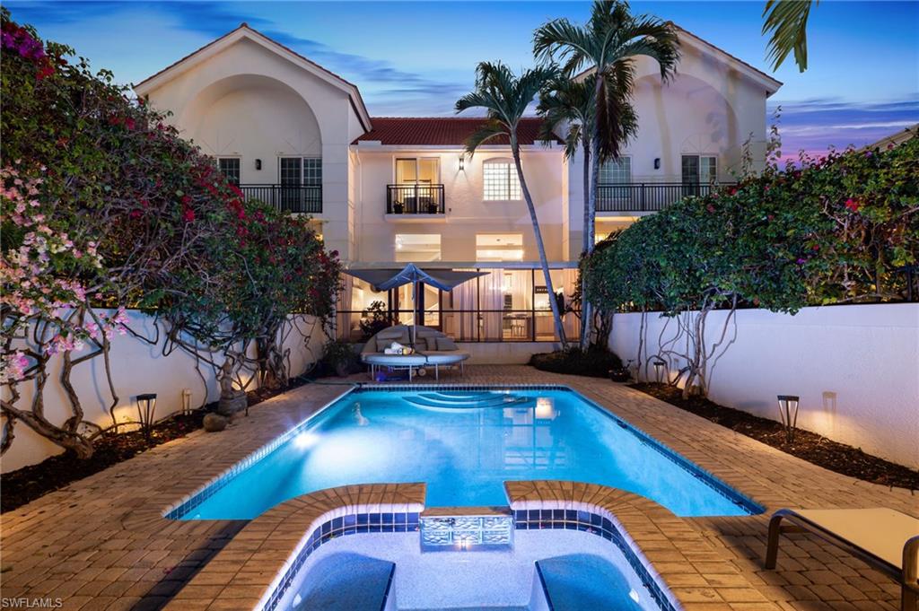 450 10th AVE S # 304