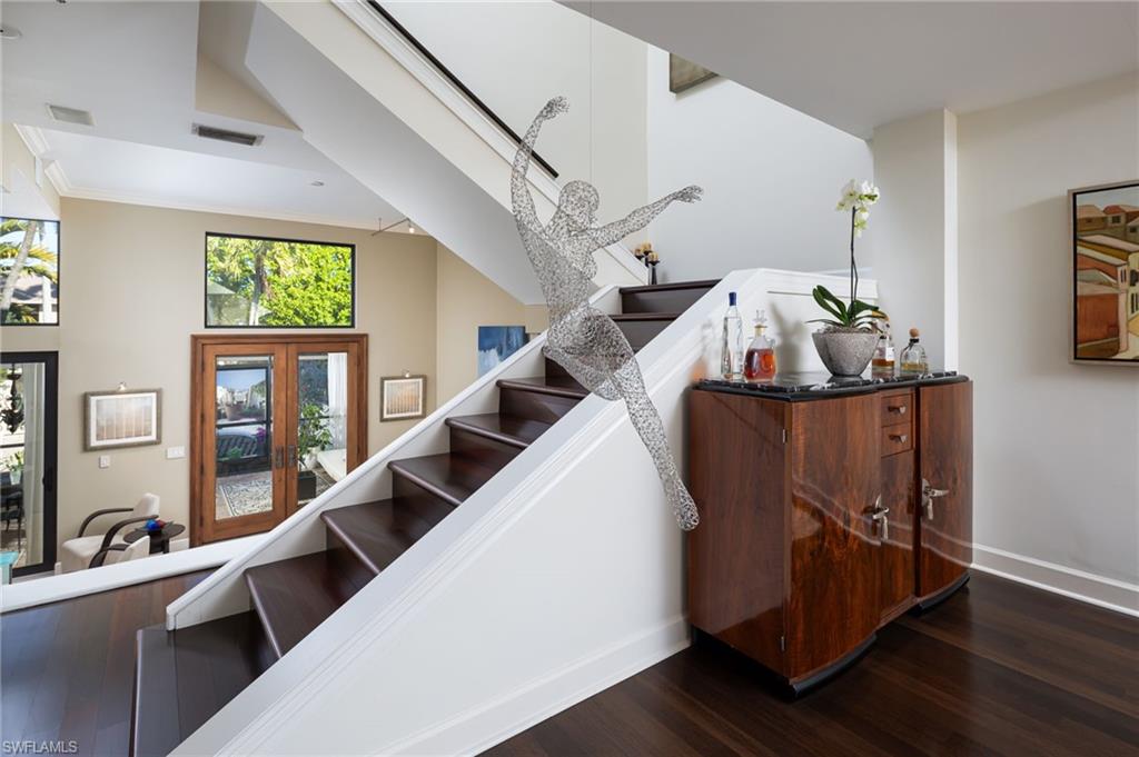 450 10th AVE S # 304