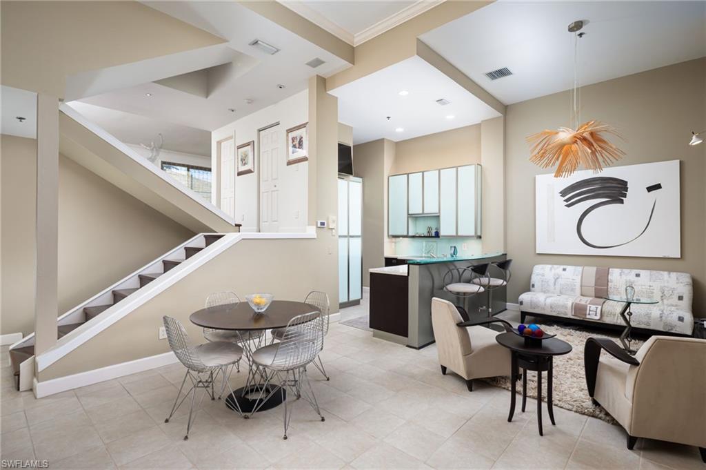 450 10th AVE S # 304