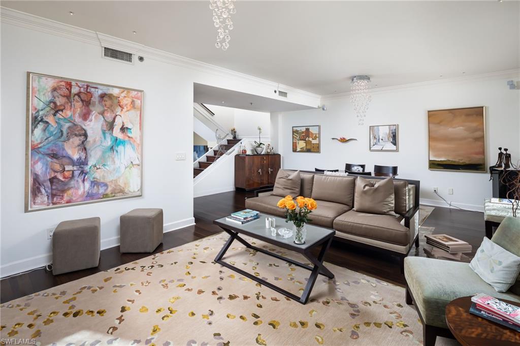 450 10th AVE S # 304