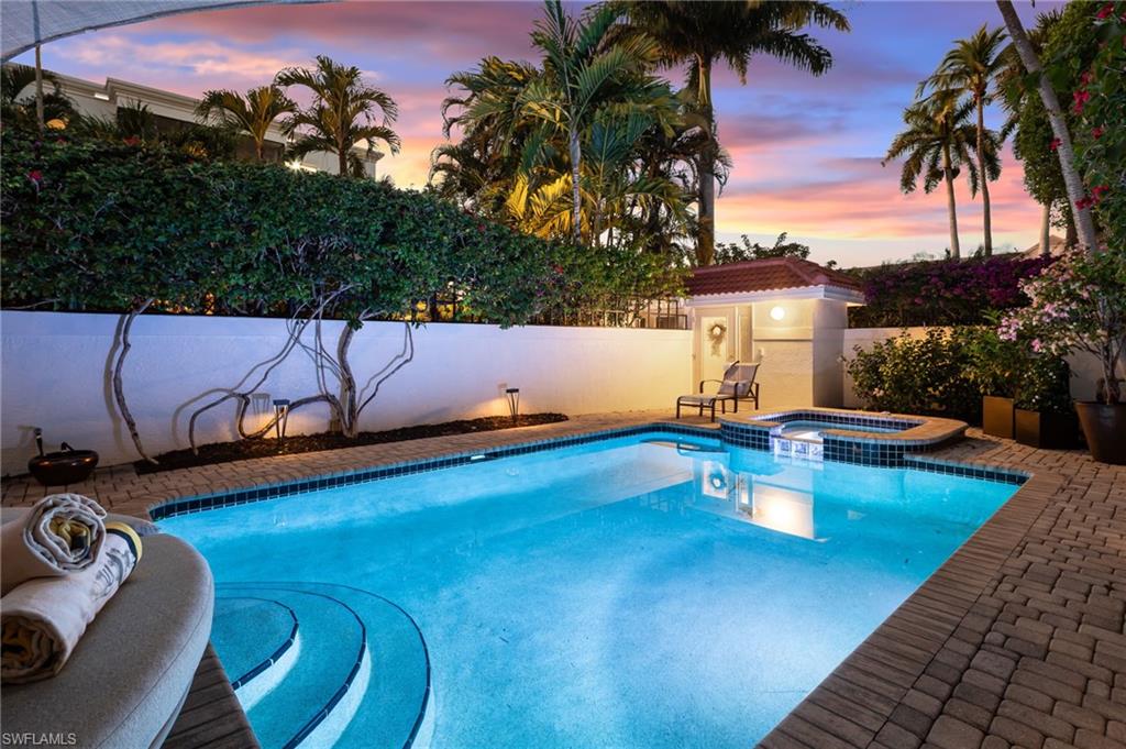 450 10th AVE S # 304