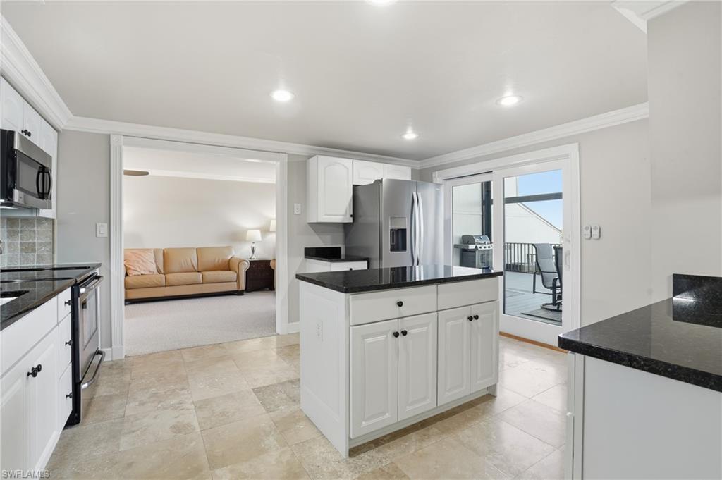 17037 Marina Cove LN