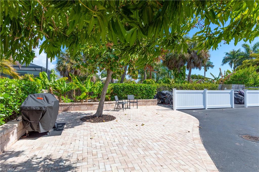 87 N Collier BLVD # J18