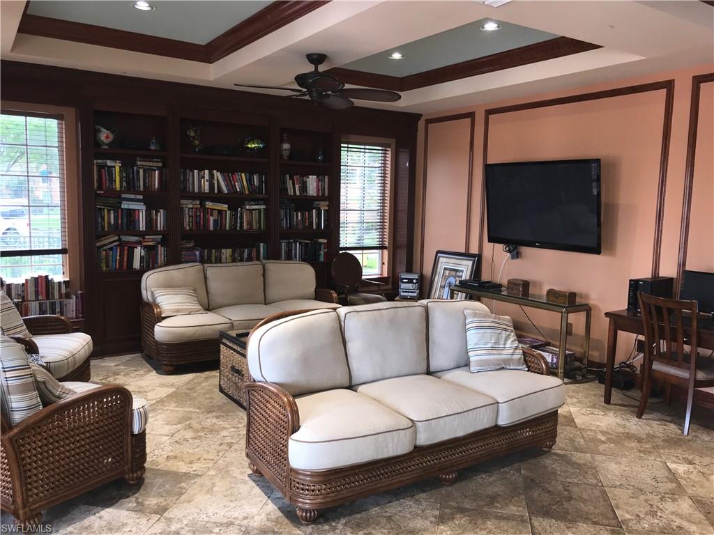 1260 Wildwood Lakes BLVD # 201