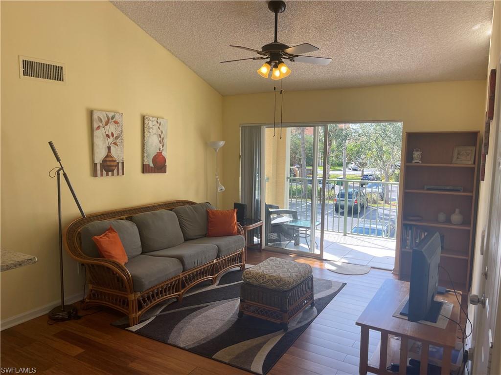 1260 Wildwood Lakes BLVD # 201