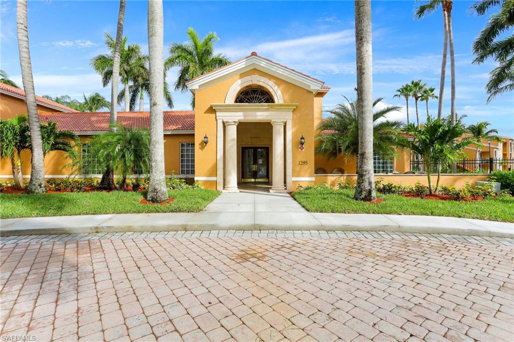 1260 Wildwood Lakes BLVD # 201