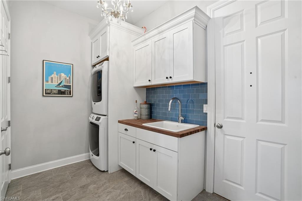 6250 Tidewater Island CIR