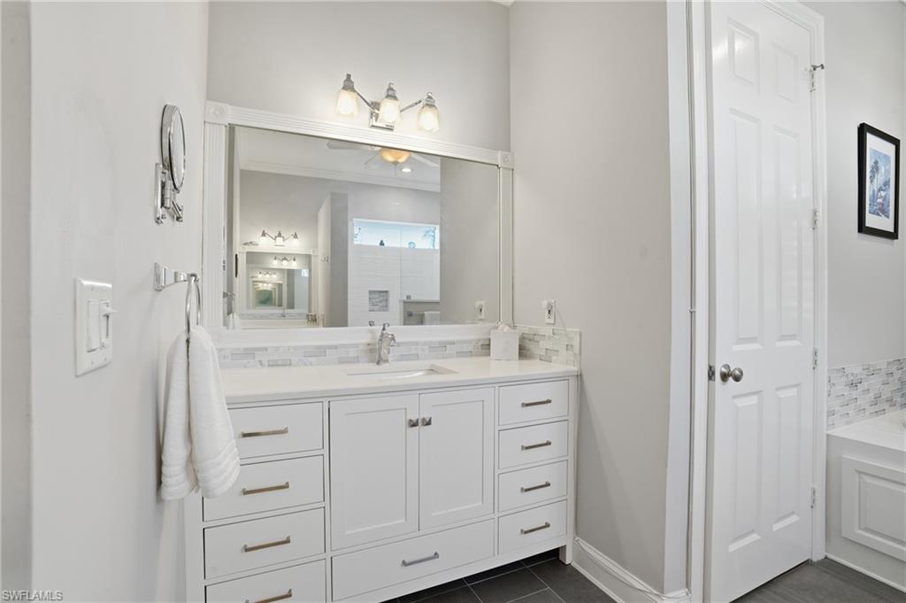 6250 Tidewater Island CIR