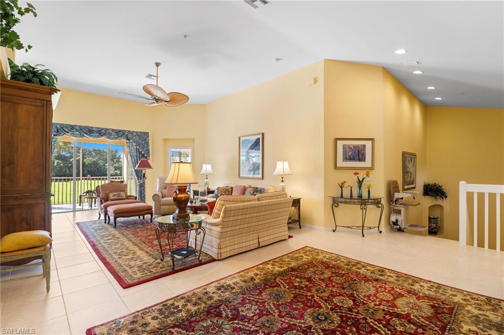 1595 Winding Oaks WAY # 201