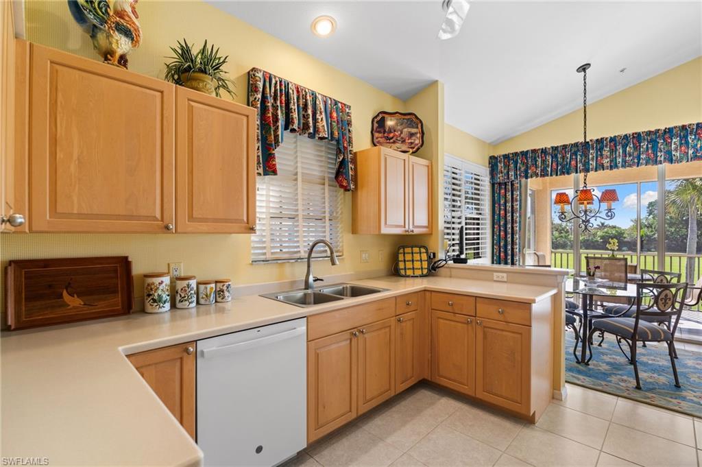 1595 Winding Oaks WAY # 201