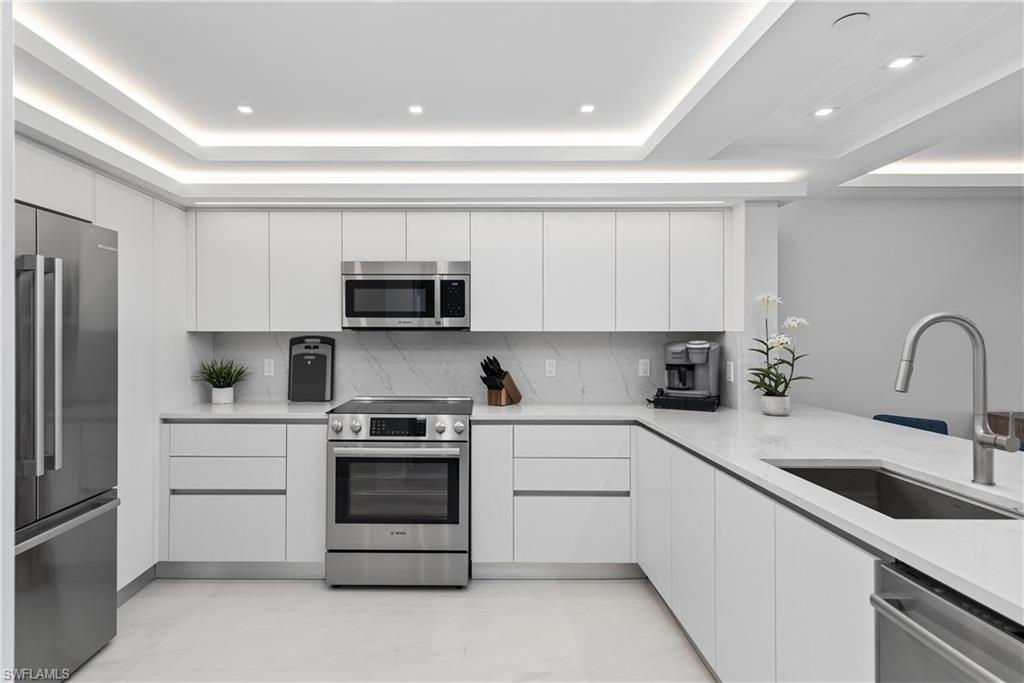 21 Bluebill AVE # 302 Unit: B-302