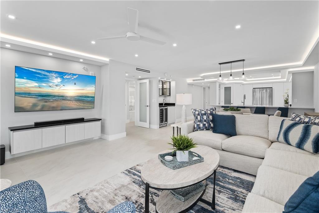 21 Bluebill AVE # 302 Unit: B-302