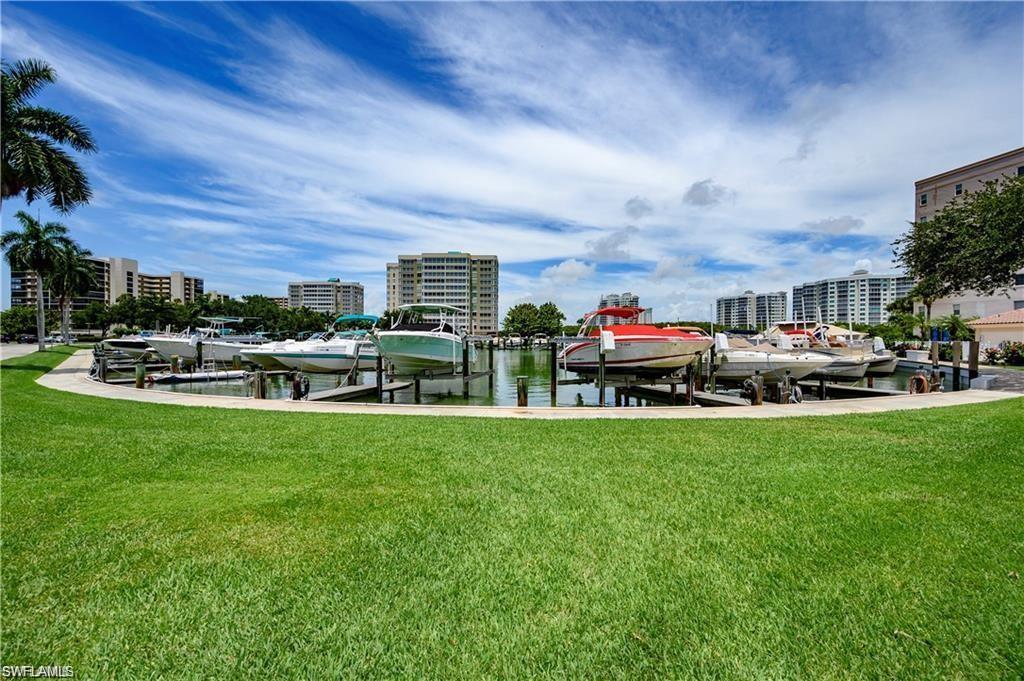 17 Bluebill AVE # 206
