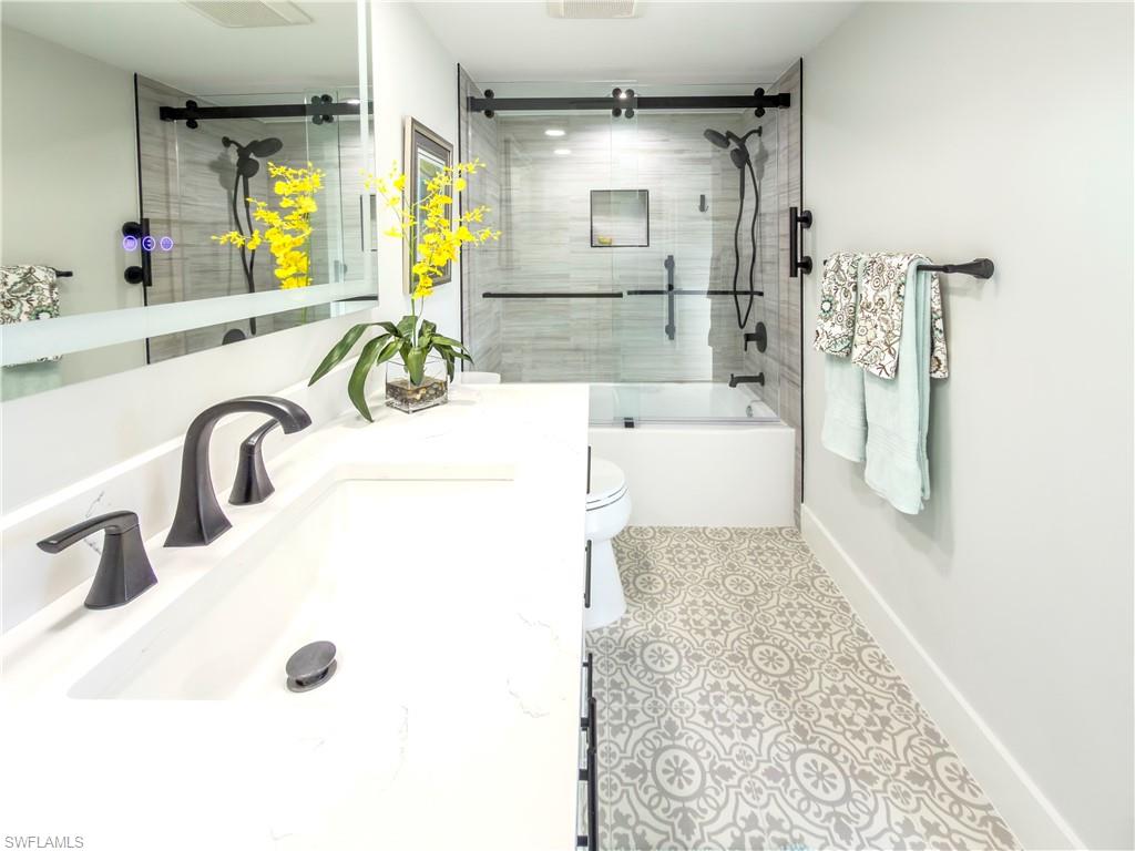 17 Bluebill AVE # 206