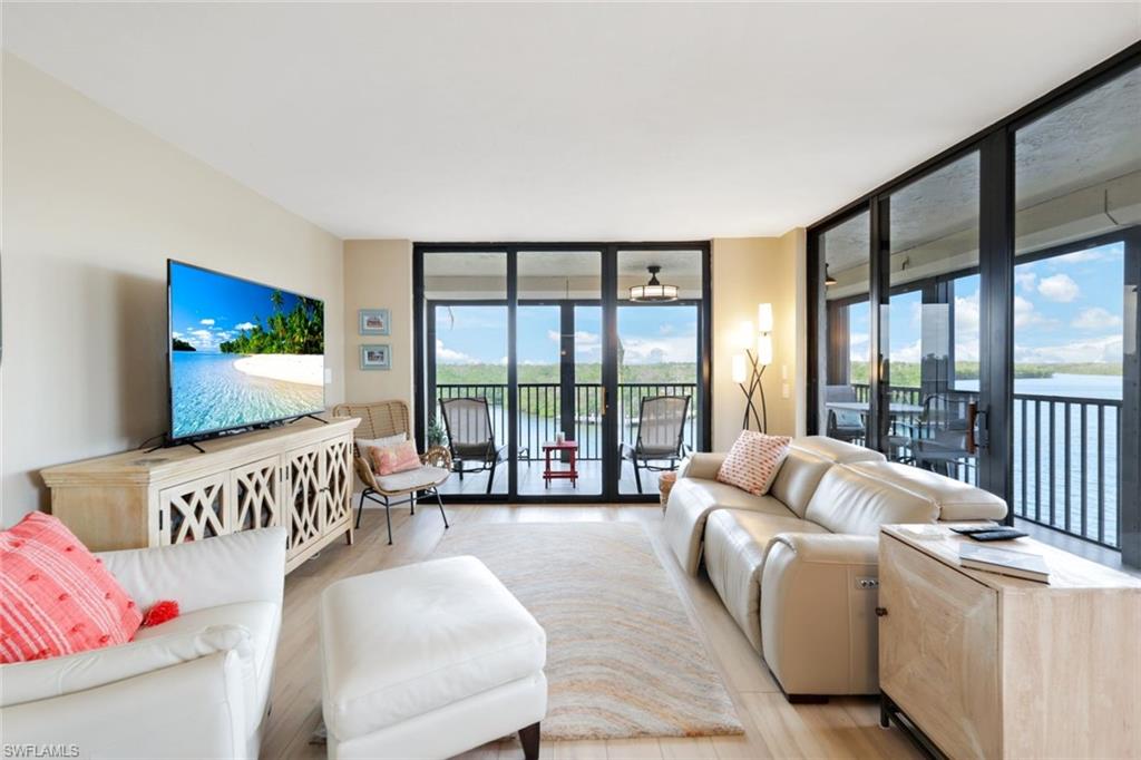 17 Bluebill AVE # 206