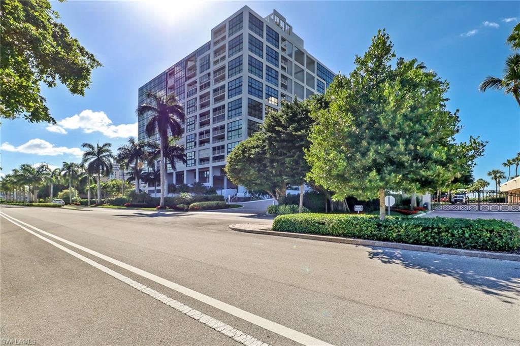 4751 Gulf Shore BLVD N # 702